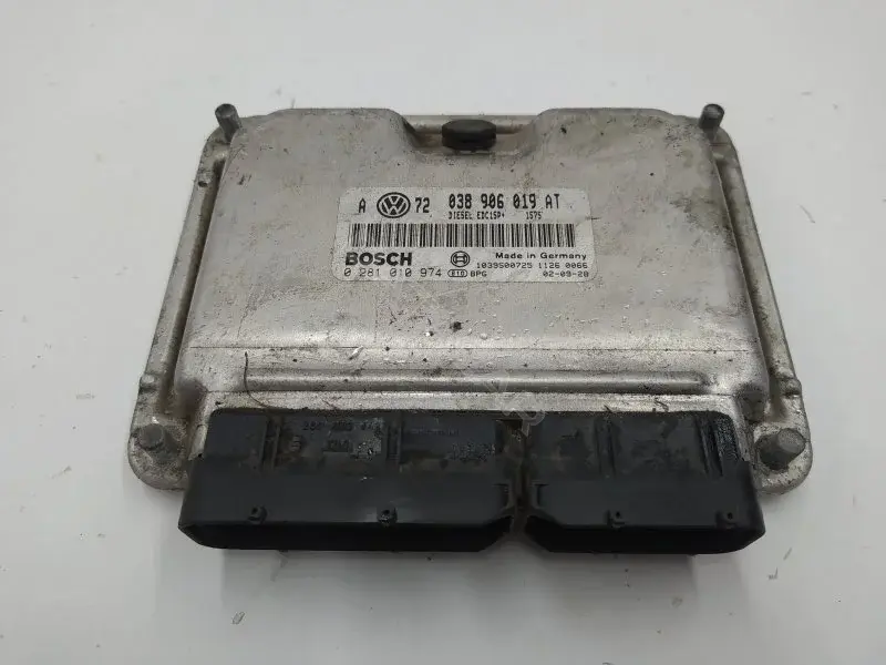 Блок управления двигателем 038906019AT