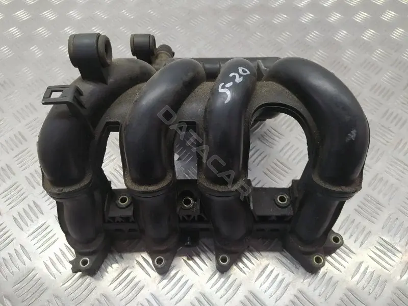 Коллектор впускной A1661410301