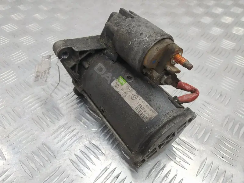 Стартер 8200568535D