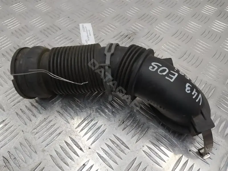 Патрубок воздушный 06F129627G
