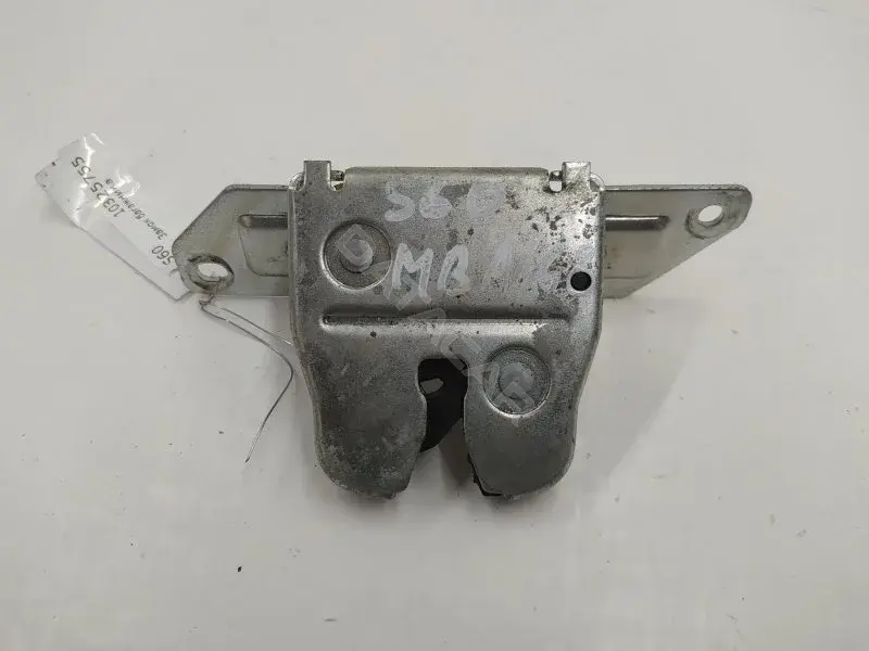 Замок крышки багажника A1687400336
