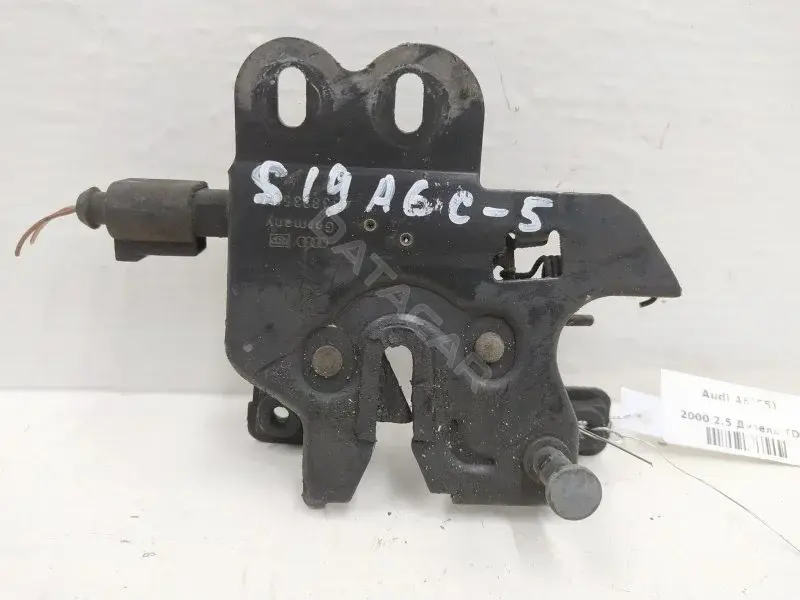 Замок капота 4B3823509