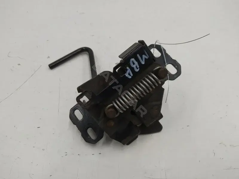 Замок капота A1688800160