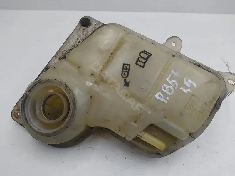 Расширительный бачок 8D0121403L