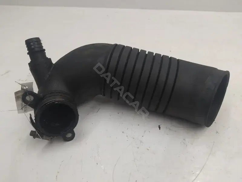 Патрубок интеркулера 8D0129615K