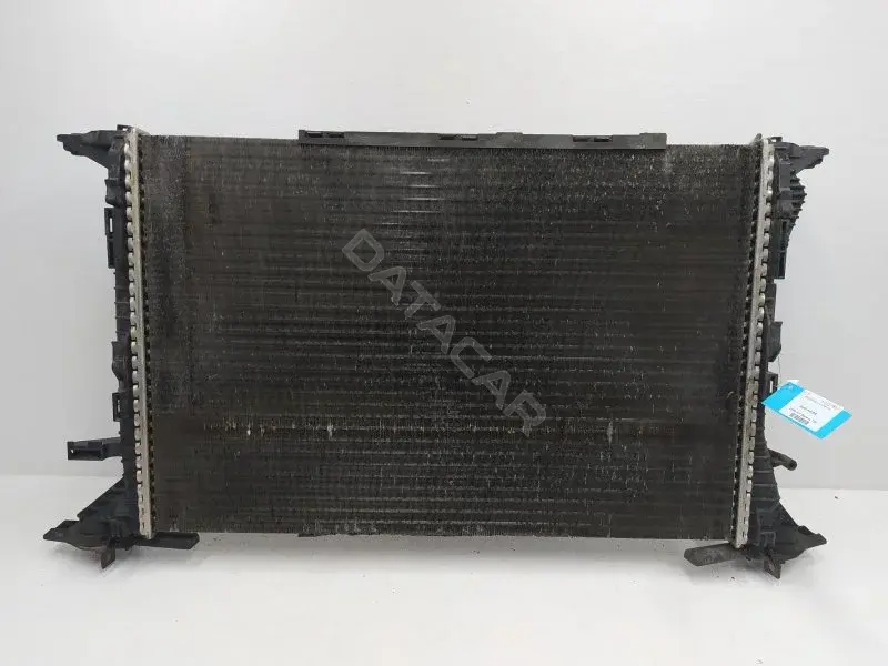 Радиатор охлаждения 8K0121251R