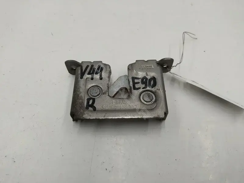 Замок капота 7115229