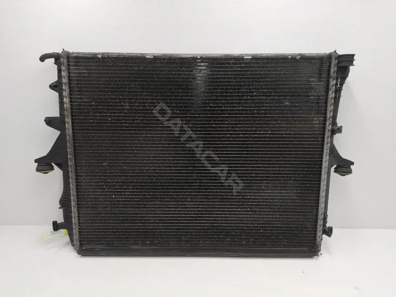 Радиатор охлаждения 7L0121253A