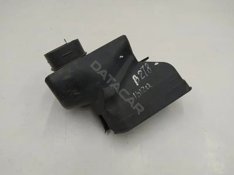 Воздухозаборник 6Q0805971F