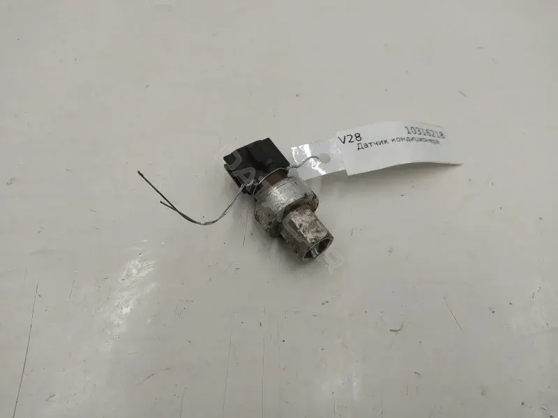 Датчик давления кондиционера 42C152