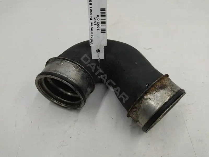 Патрубок интеркулера 3B0145834AC