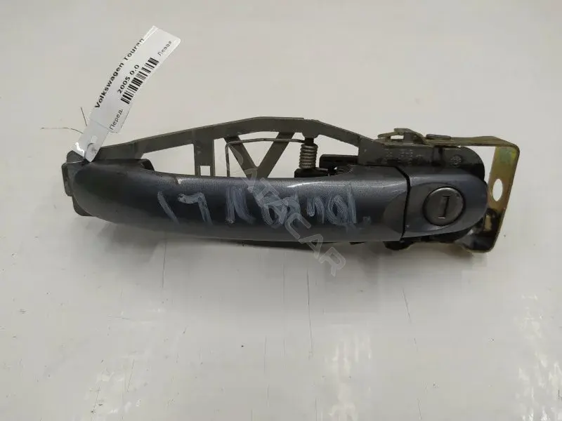 Ручка двери 1T0837885B