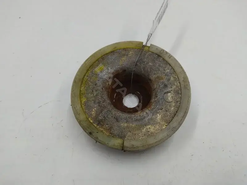 Опора амортизатора 357412319