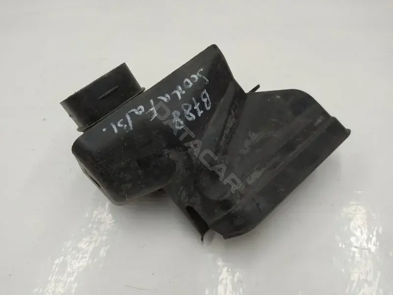 Воздухозаборник 6Q0805971F