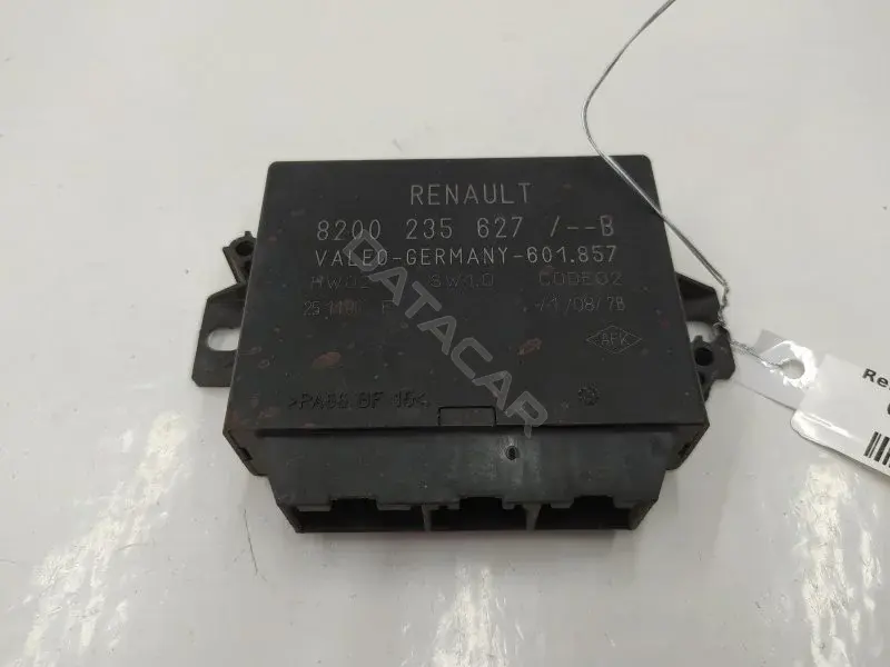 Блок управления парктрониками 8200235627B