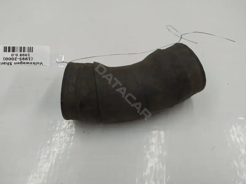 Патрубок интеркулера 7M0145834A