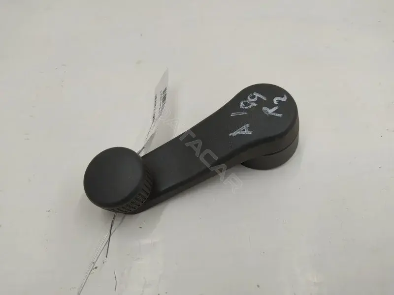 Ручка стеклоподъемника 1T0839581