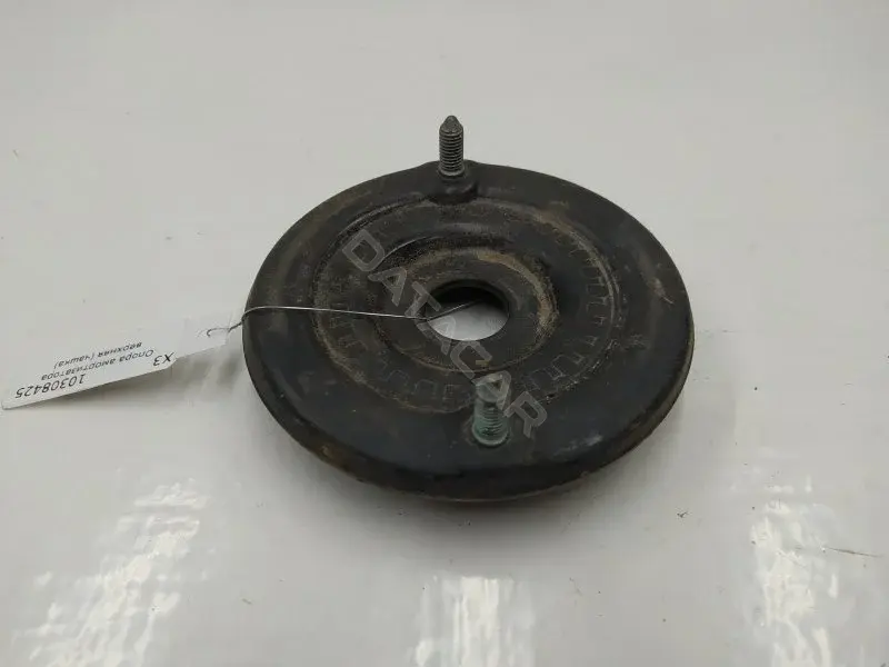 Опора амортизатора 8D0412111A