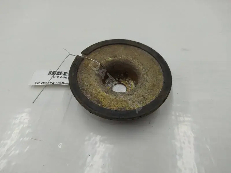 Опора амортизатора 357412319