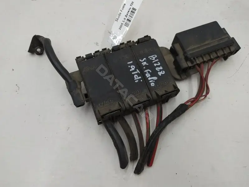 Блок предохранителей 5Z0937548B