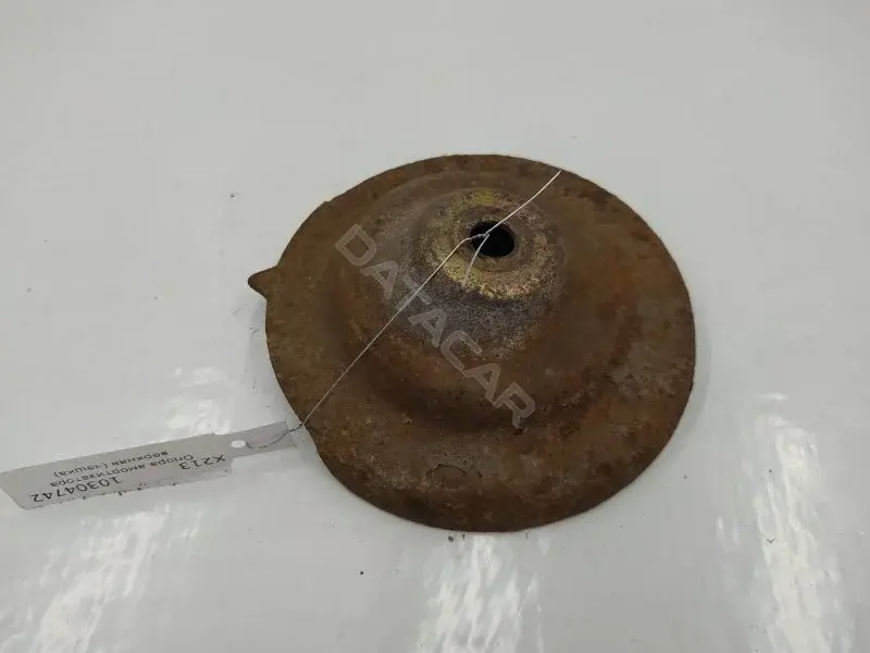 Опора амортизатора 10304742