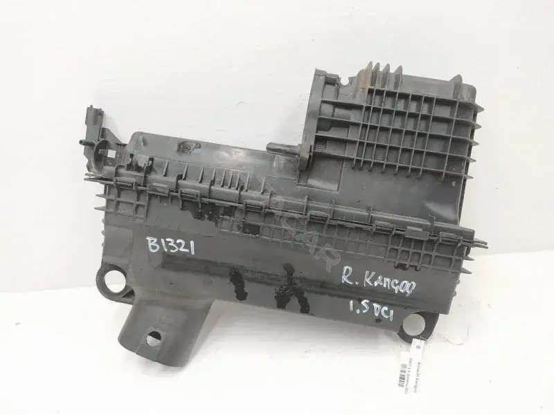 Корпус воздушного фильтра 8200600176