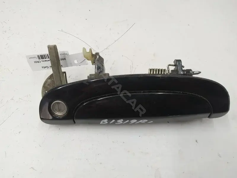 Ручка двери 826601C000