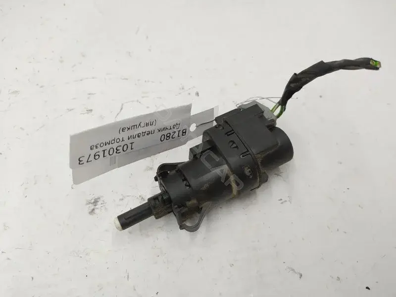Датчик стоп сигнала 3M5T13480AC