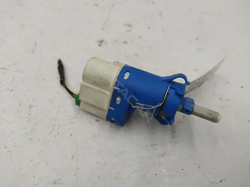 Датчик стоп сигнала 3M5T9C872AC