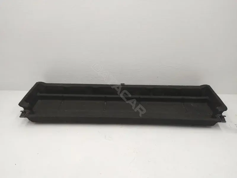 Полка багажника 5P0867134C