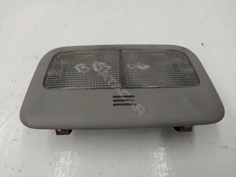 Плафон освещения салона 812600D030