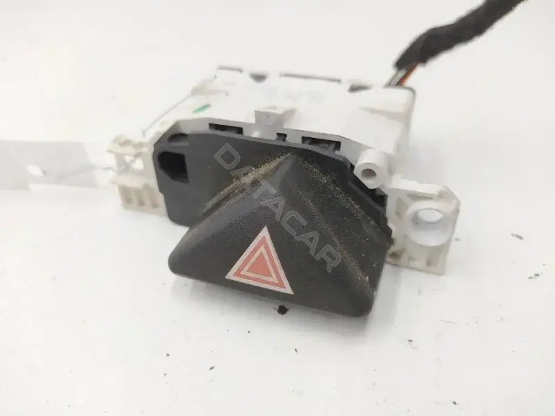 Кнопка аварийки 2M5T13A350AA