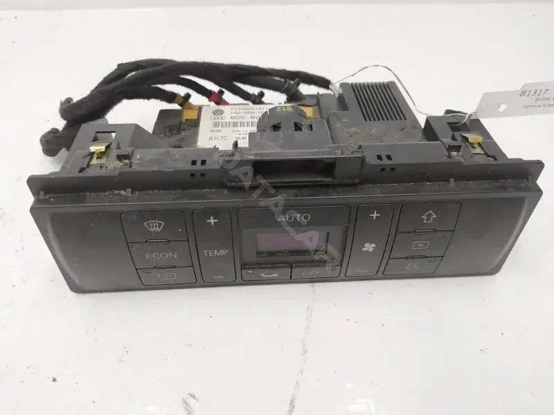 Блок управления климат-контролем 8D0820043M