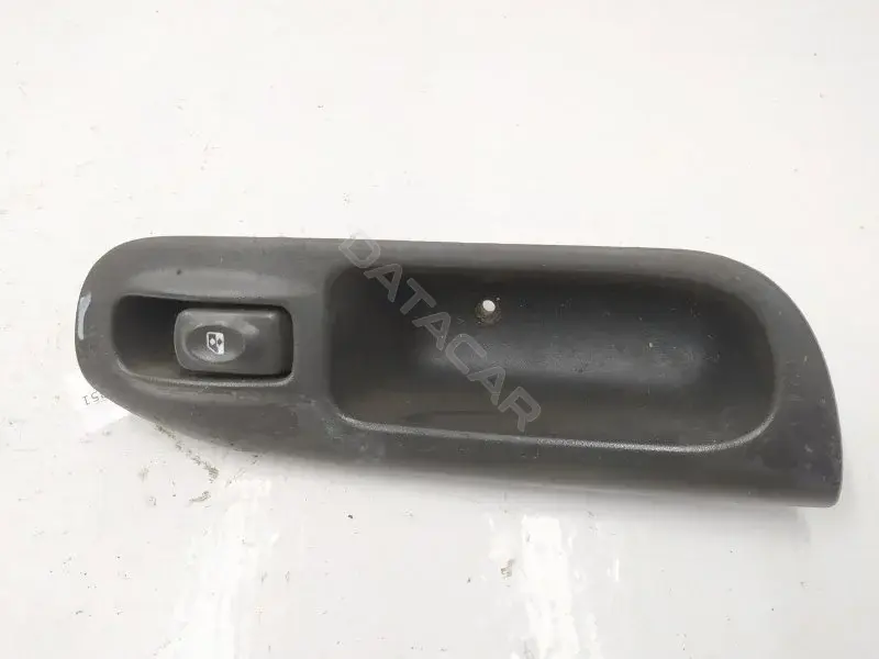 Кнопка стеклоподъемника 7700431172