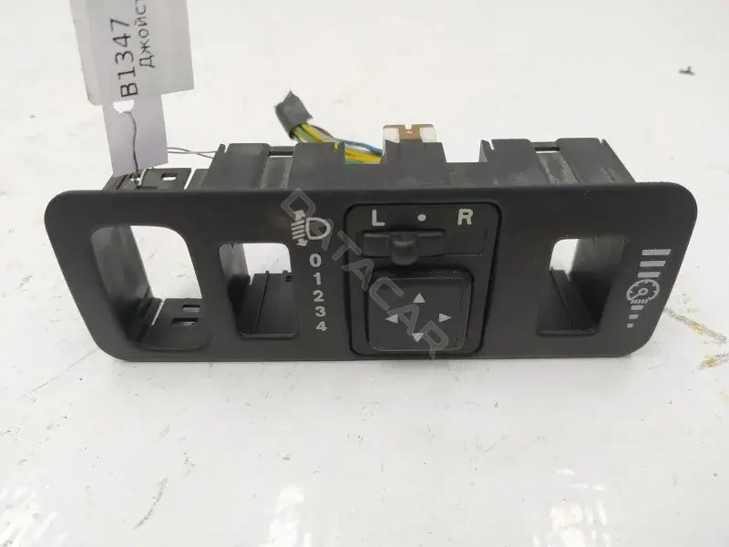 Джойстик регулировки зеркал MR740608