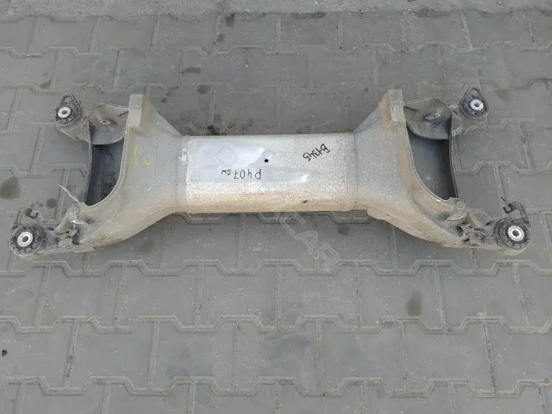 Балка подвески 10298728