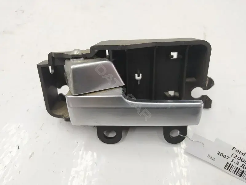 Ручка двери 3M51R22601BD