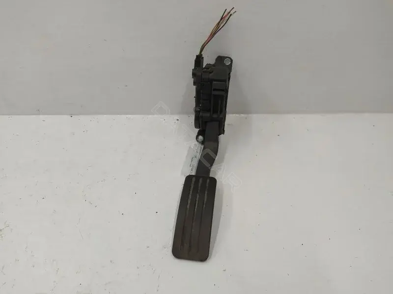 Педаль газа 8200386506D