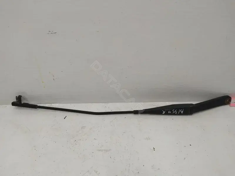 Рычаг стеклоочистителя 4M5117526CC