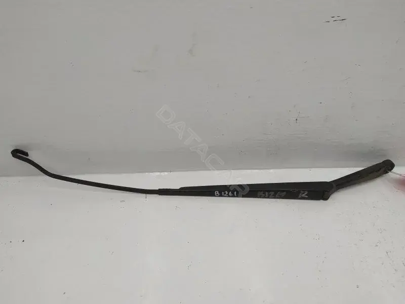 Рычаг стеклоочистителя XS4117526BC