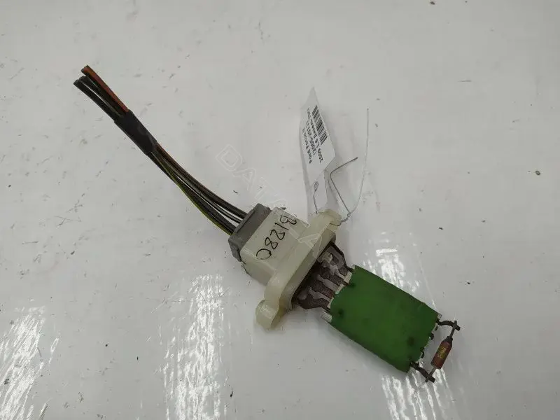 Резистор печки 3M5H18B647AC
