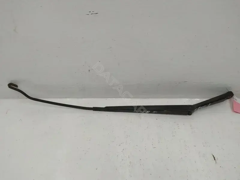 Рычаг стеклоочистителя XS4117526BC