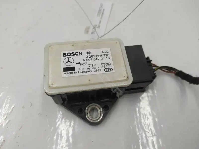 Датчик ускорения A0045429118