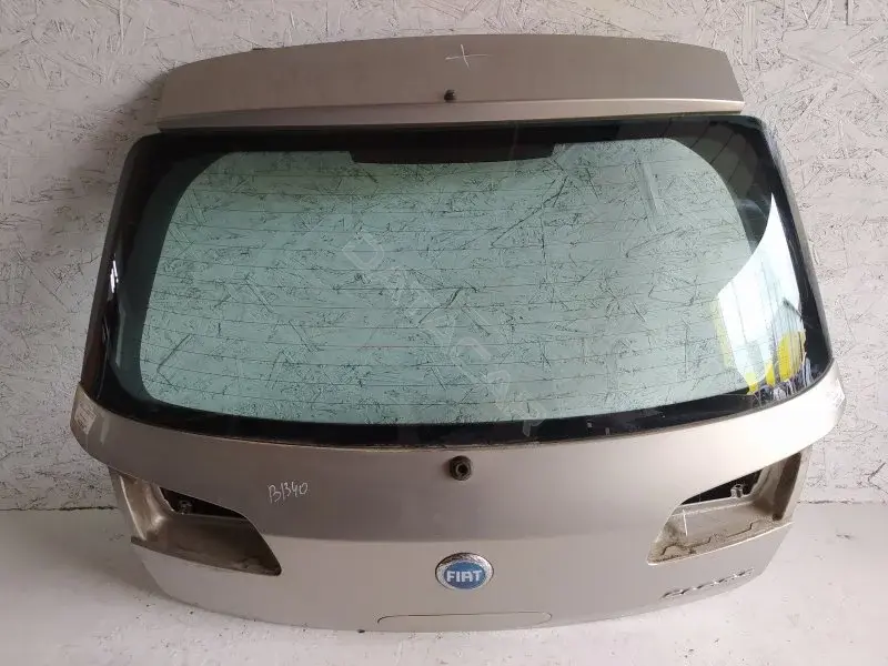 Крышка багажника 10296192