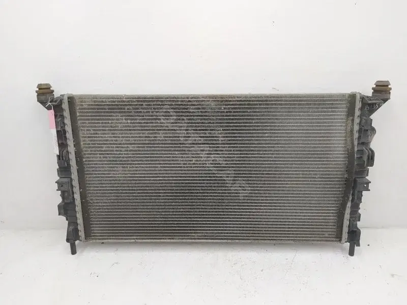 Радиатор охлаждения 3M5H8005TL