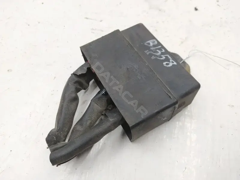 Блок предохранителей 952303A500
