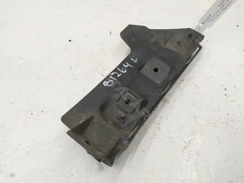 Кронштейн-направляющая бампера 6L0807183C