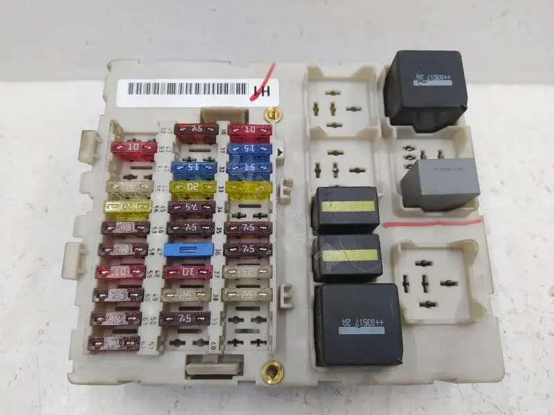Блок предохранителей 2M5T14A073BE