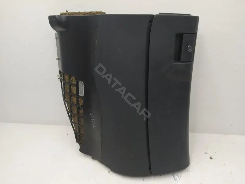Бардачок 8D185703D