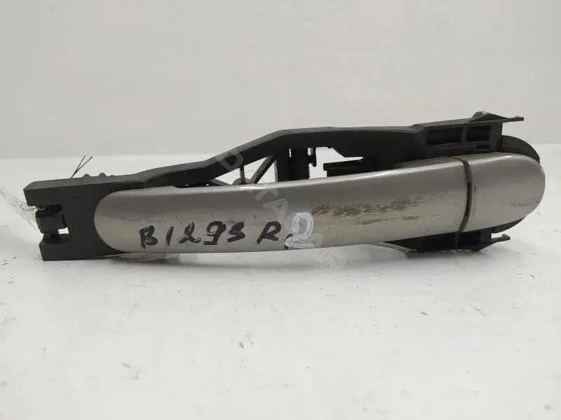 Ручка двери 6Q4839885